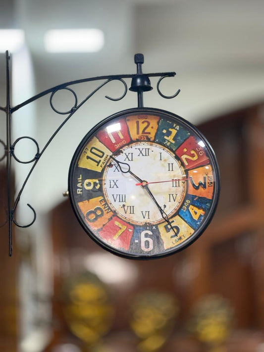 Aesthetic Vintage Clock ( 2 Sided )
